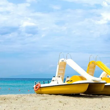 Thea بيت ضيافة Nea Kallikrateia